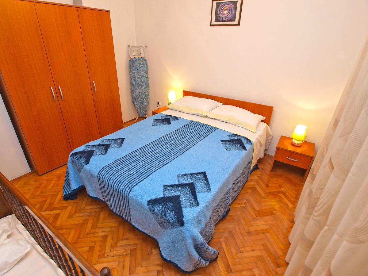 Apartments Ivan 41 Pula Exterior photo